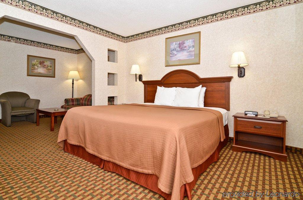Best Western Bradbury Inn & Suites Perry Habitación foto